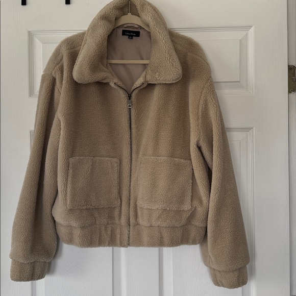 Saks Fifth Avenue Jackets & Blazers - SAKS/LEA & VIOLA Oversized Beige Teddy Bomber Jacket - Size Medium